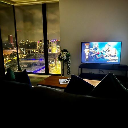 Premium Deals L Last-Minute Stay L 4 Min Walk To Birmingham Central Library L 18Th Floor 2 Bed 2 Bath City Centre Penthouse With Gym & Netflix By Jvt Short Lets Eksteriør billede