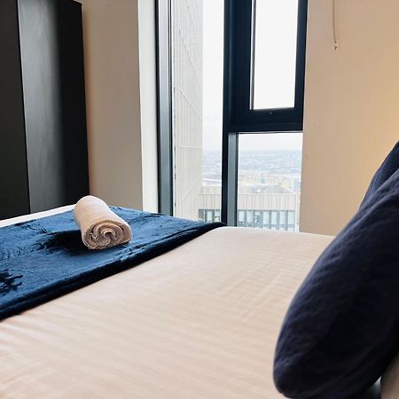 Premium Deals L Last-Minute Stay L 4 Min Walk To Birmingham Central Library L 18Th Floor 2 Bed 2 Bath City Centre Penthouse With Gym & Netflix By Jvt Short Lets Eksteriør billede